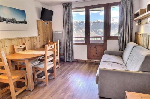 La Perriere Apartment | Résidence Grand Bois A - CONFORTABLE 2 PIECES, SKIS AUX PIEDS ET PROCHE DES COMMERCES MAE-2284