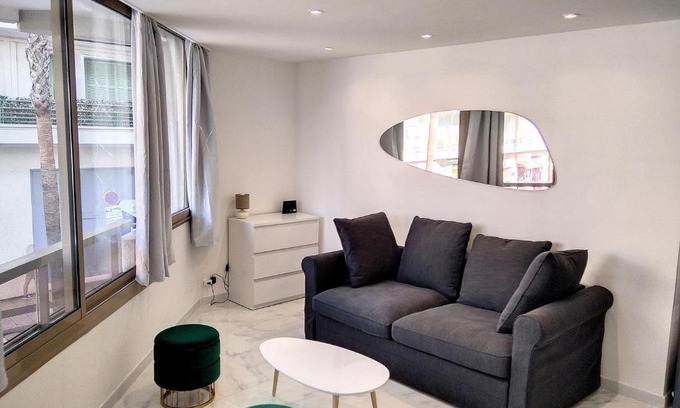 Juan-les-Pins Apartment | Résidence Graziella Appartement 99