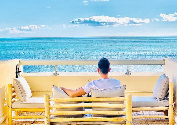Sete Apartment | Résidence la Corniche appartement rénové de 66m2 pleine vue mer!