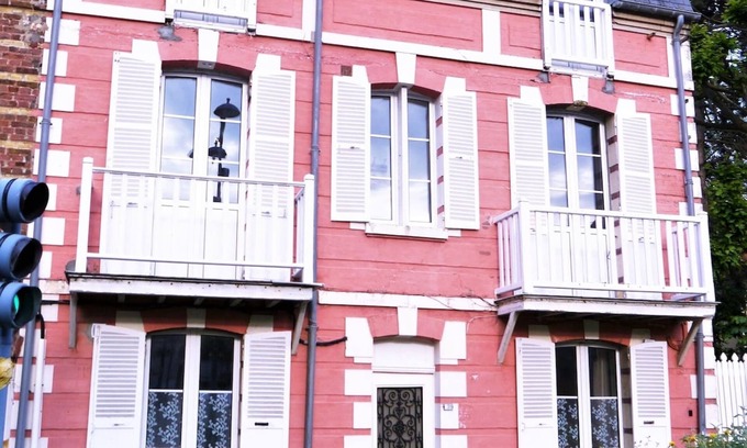 Villers-sur-Mer Apartment | Résidence Les Muguets - 2nd floor apartment