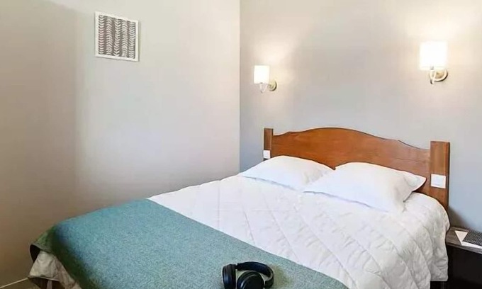 Jonzac Apartment | Résidence Pierre & Vacances Les Rives de la Seugne*** - Apartment for 5 people - 1 bedroom - Terrace or balcony