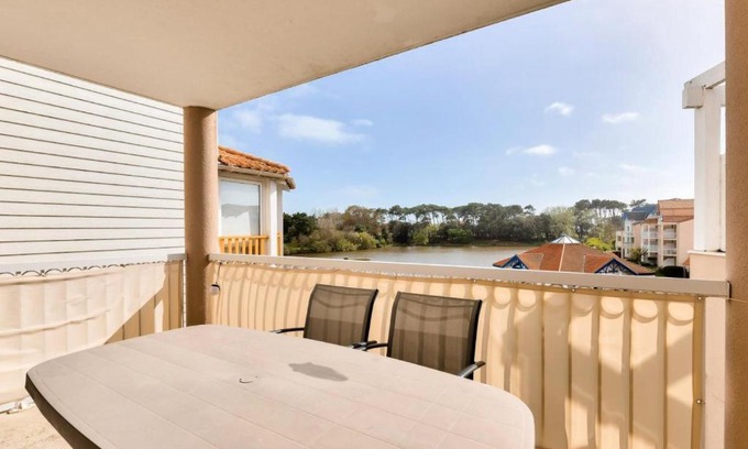 Bourgenay Apartment | Résidence Port Bourgenay - maeva Home - Appartement 2 pièces 4 personnes avec vue sur le lac - Prestige - super Home MAE-9654