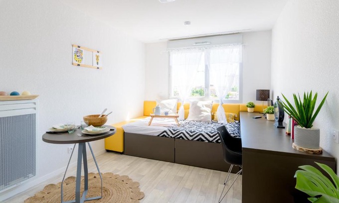 Fontaine Lestang-Bagatelle-Papus-Tabar-Bordelongue Apartment | Résidence SWEETLY Alexandrin