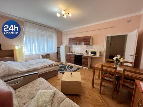Szeged Apartment | Révay Apartment
