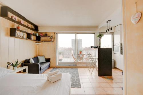 Le Pre-Saint-Gervais Apartment | Rêveries au Pré-Saint-Gervais