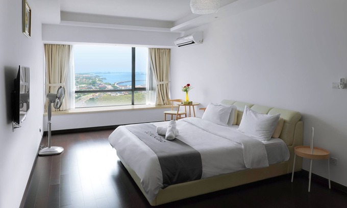 Central District Apartment | R&F Princess Cove JB By SaffronCasa JB