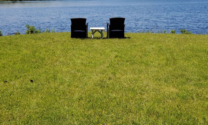 Pocono Summit House | R-place, by the Lake