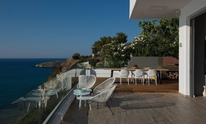 Kalyves Villa | R116 Spacious Villa Private Heated Pool Walking distance to Beach