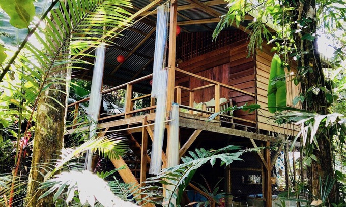 Manzanillo House | R2 Tranquila Cabin Tropical Garden