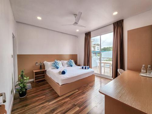 Mahibadhoo Hotel | Raalhu Fonu Maldives