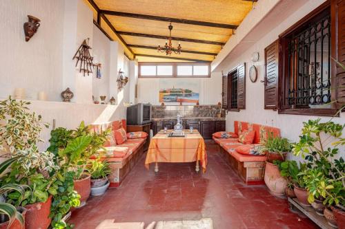 Hay Chemaaou Apartment | Rabat-Salé Apartment with private terrace and free parking near Airport - 3rd floor