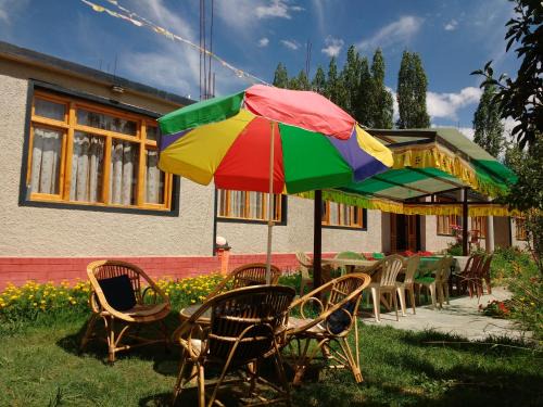 Leh Bed & Breakfast | Rabyang Guest House and Homestay
