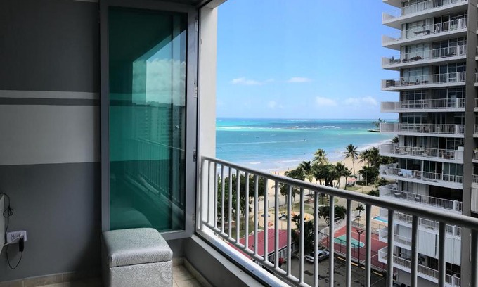 Isla Verde Apartment | Racquet Club apartment