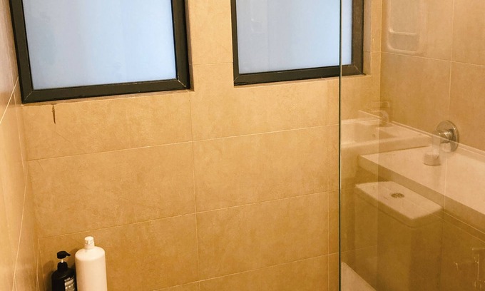 Bukit Jelutong Apartment | Radia Residence Stay