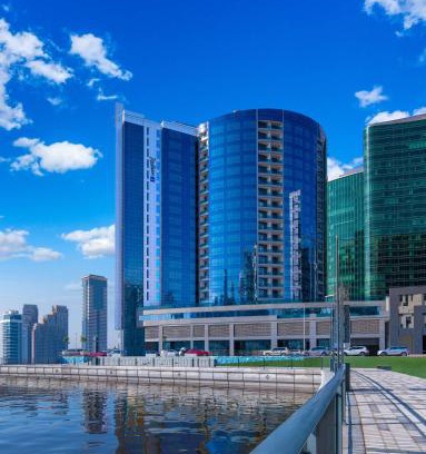 Downtown Dubai Hotel | Radisson Blu Hotel, Dubai Waterfront