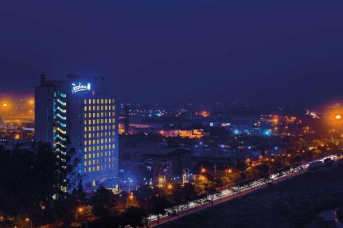 Greater Noida Hotel | Radisson Blu Hotel, Greater Noida