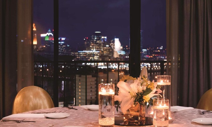 Covington Hotel | Radisson Hotel Cincinnati Riverfront