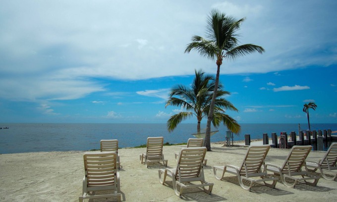 Islamorada House | Ragged Edge Resort & Marina