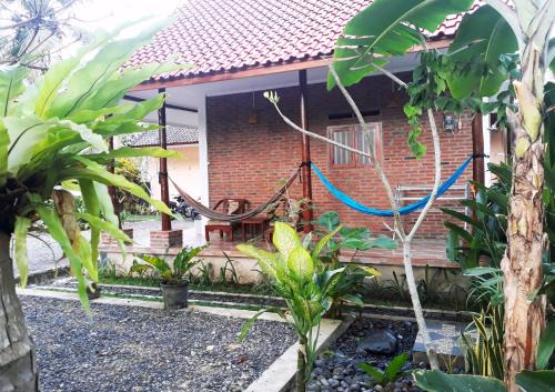 Batu Karas House | Ragha Homestay
