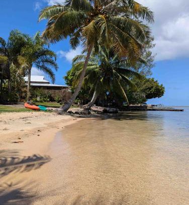 Teahupoo House | RAIATEA - The BEACH HOUSE - plage sur le lagon !