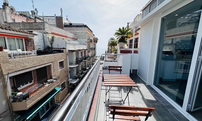 Sitges Town Center Apartment | Rainbow Apartments BY BLAUSITGES