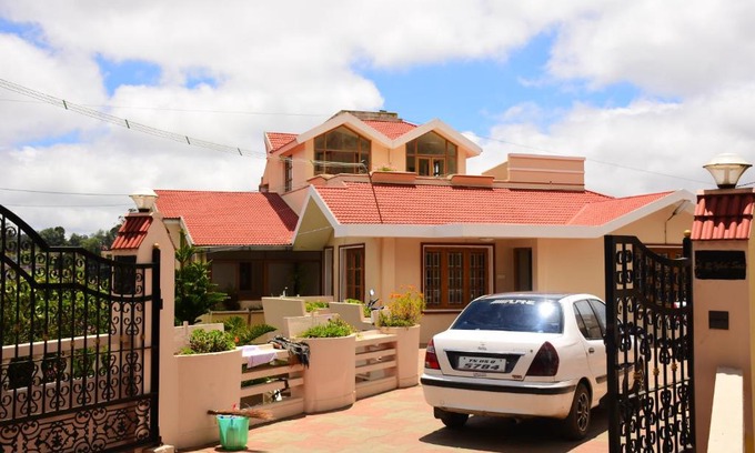 Ooty Hotel | Rainbow Cottages-Budget Friendly rooms
