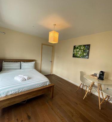 Oakleigh House | Rainbow