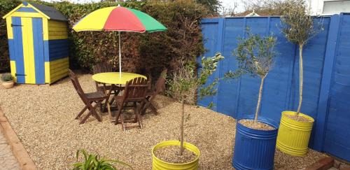 Frinton-on-Sea House | Rainbow on Sea Frinton-on-Sea