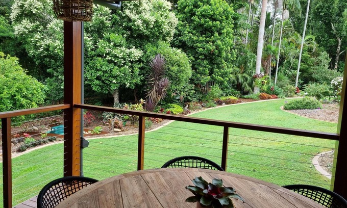 Mapleton Cottage | Rainbow Park Retreat - Beautiful Retreat in Peaceful Mapleton, Close to Amenities
