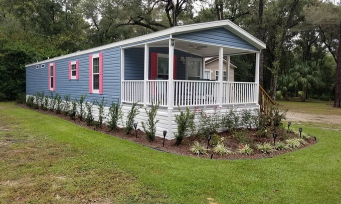 Dunnellon House | Rainbow River Bungalow Unit M, with quick access to KP HOLE!