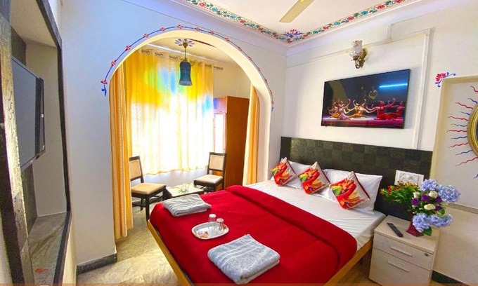 Lake Swaroop Sagar Hotel | Raj Karn Heritage Rooms By 29bungalow