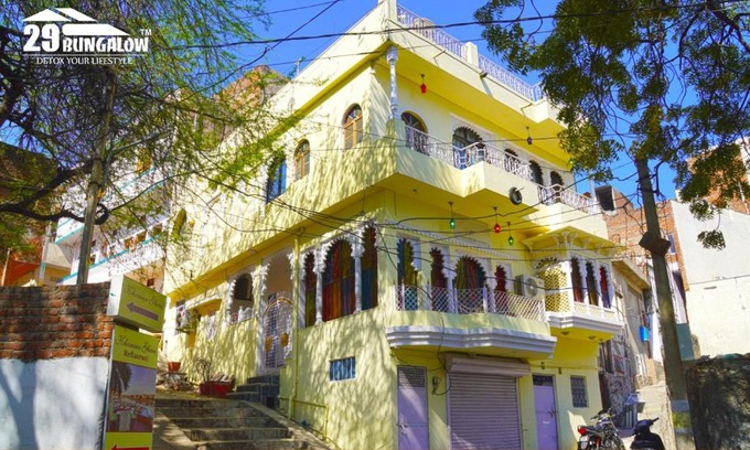 Lake Swaroop Sagar Villa | Rajkarn Boutique Villa by 29 Bungalow