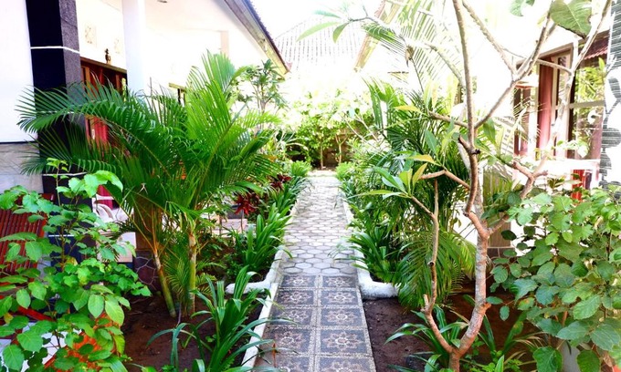 Jungut Batu Bed & Breakfast | Rajuna Homestay