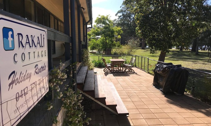 Lake Conjola Cottage | Rakali Cottage Lake Conjola