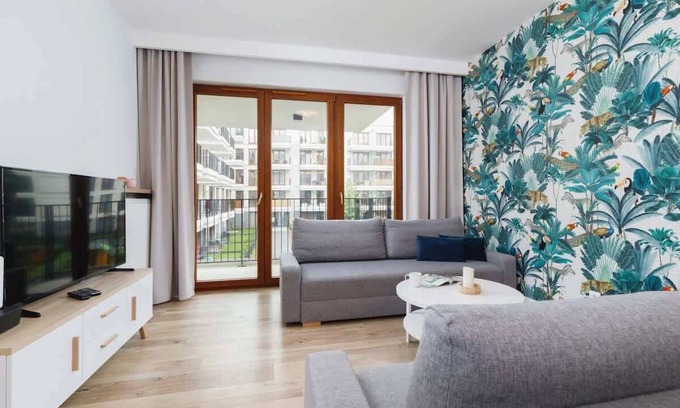 Warszawskie Apartment | Rakowicka 22J | Floral Apartment | Parking