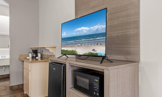 South Padre Island Hotel | Ramada by Wyndham & Suites South Padre Island