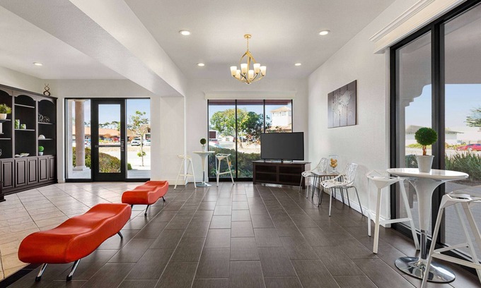 Marina Hotel | Ramada by Wyndham Marina
