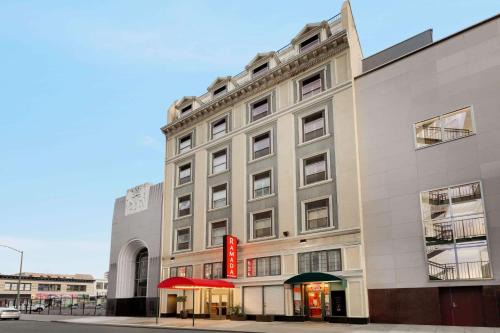 Downtown Oakland Hotel | Ramada by Wyndham Oakland Downtown City Center