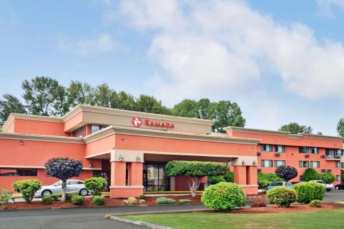 Tukwila Hotel | Ramada by Wyndham Tukwila Southcenter