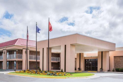 Wytheville Hotel | Ramada by Wyndham Wytheville
