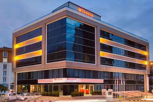 Kartal Hotel | Ramada Encore Istanbul Kartal