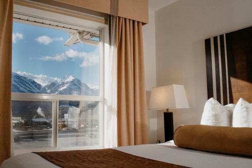 Golden Hotel | Ramada Golden