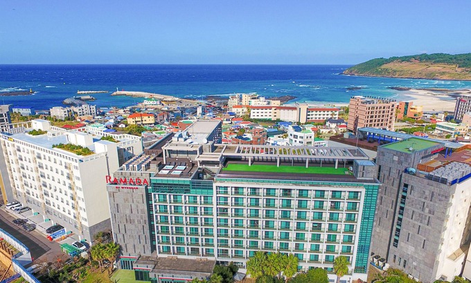 Jocheon Hotel | Ramada Jeju Hamdeok