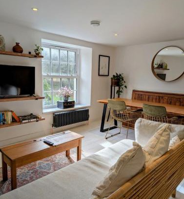 Talland Apartment | Ramble & Rye - The Nest