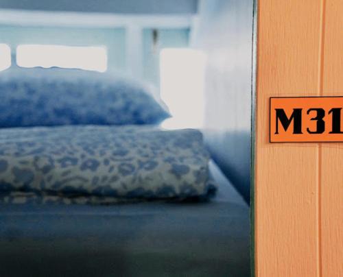 Chana Songkhram Hotel | Rambuttri's Monday -Bunkbed Hostel