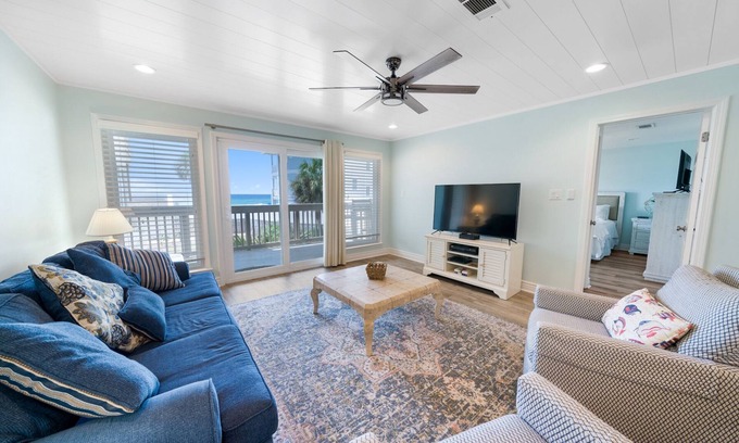 Sunnyside Condo | Ramsgate One Level Gulf Front. New Remodel 2br 2ba