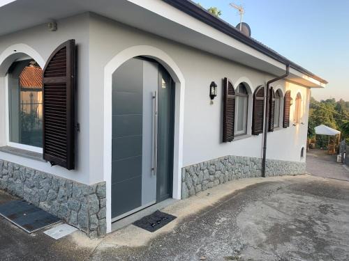 Bra House | Ranch house - Casa fronte maneggio in collina