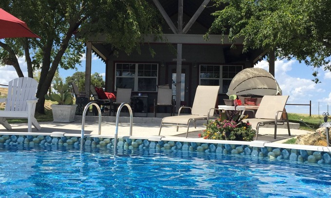 Weatherford House | RANCH LIFE! Guest House on Ranch with Pool & Hot Tub