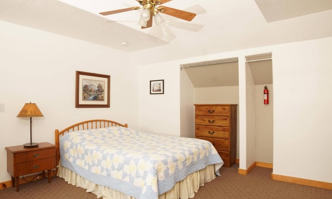 Spring City Apartment | Ranchette Ponderosa - The Nebo #3 at Wind Walker Homestead, Sleeps 4