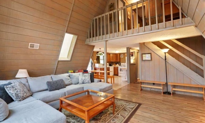 Berkeley Springs Cabin | Rancho Relaxo- Family Friendly